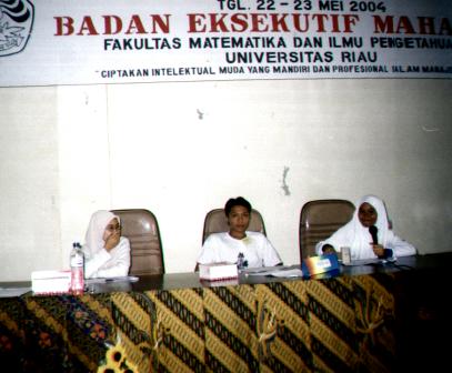 Latihan jadi pimpinan sidang